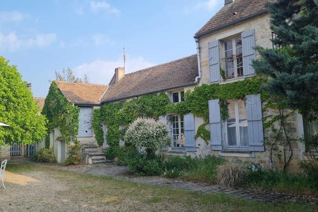 Belle Suite Dans Corps De Ferme - Logement Alicia Villiers-sous-Grez Esterno foto